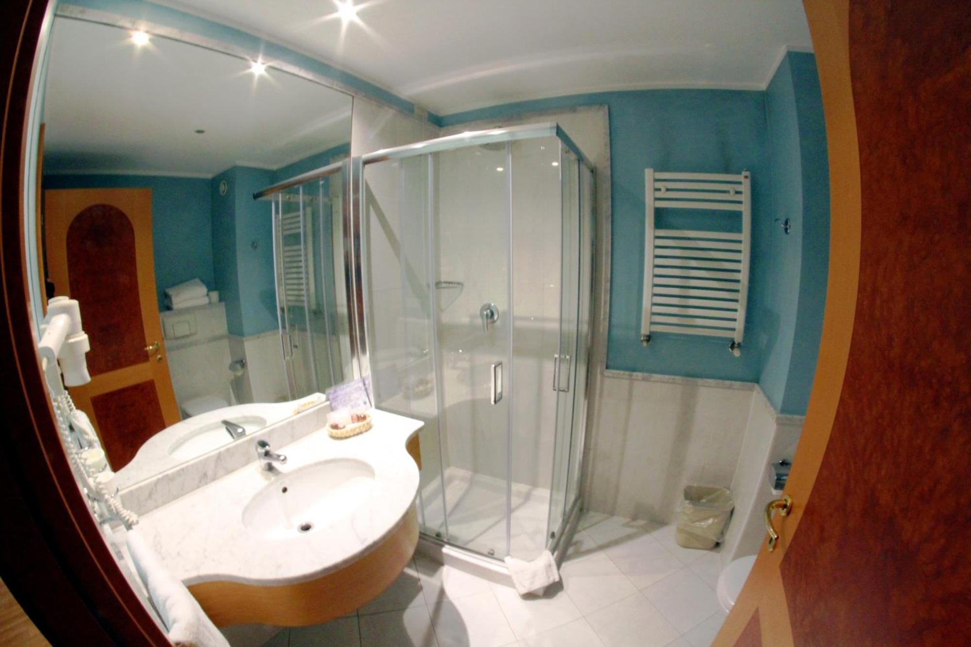 La Fonte Hotel Ome エクステリア 写真